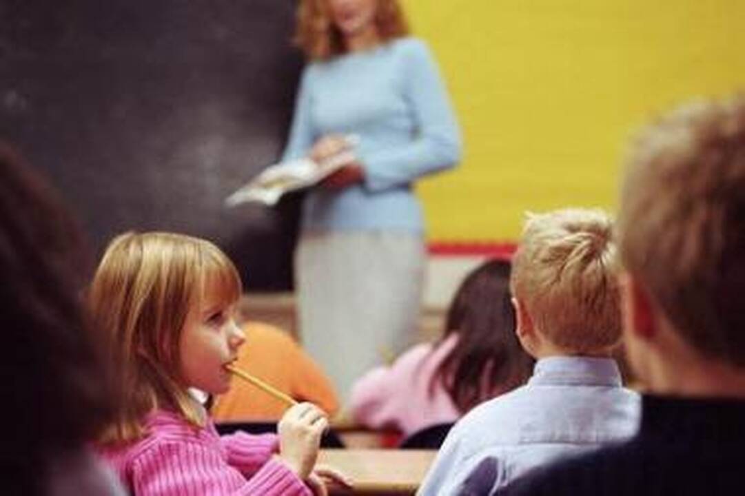 Mokytojų algos augs mažiau nei žadėta