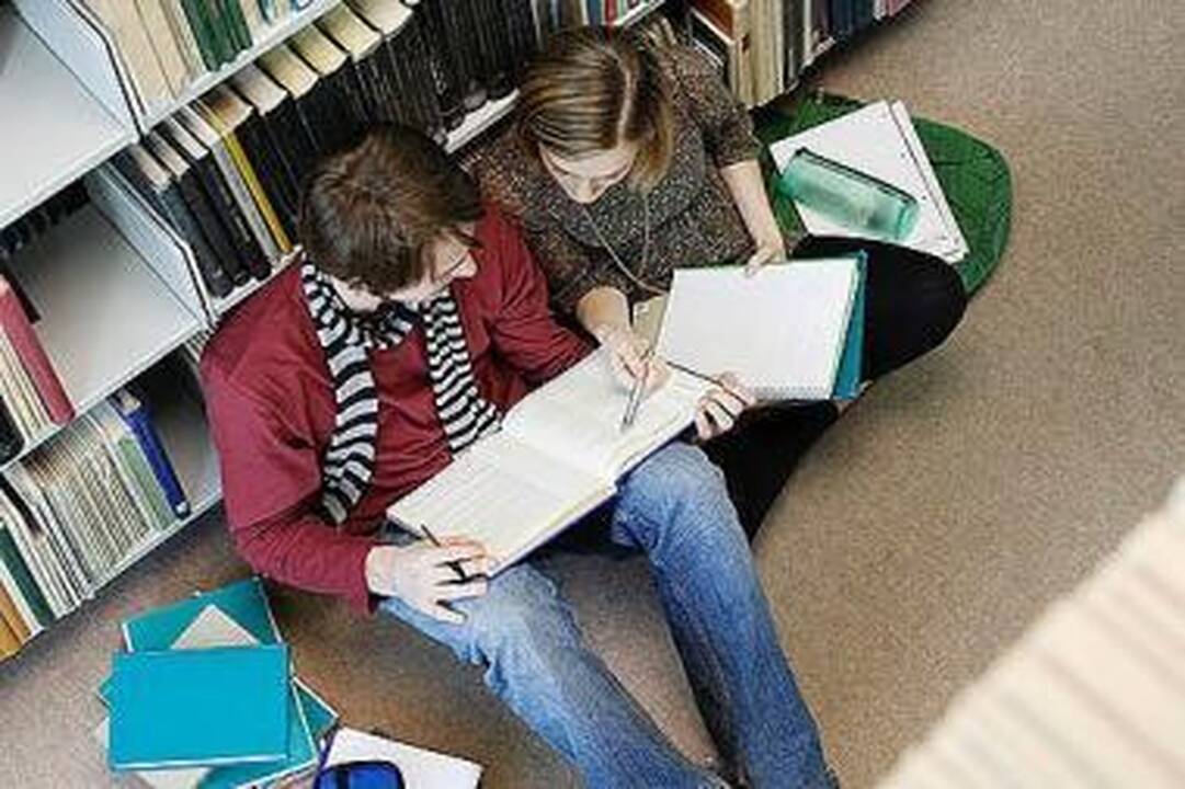 Seimo darbuotojus naujokus mokys nuotoliniu būdu