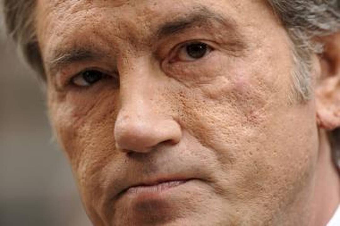Ukrainos parlamentas pakibo ant plauko