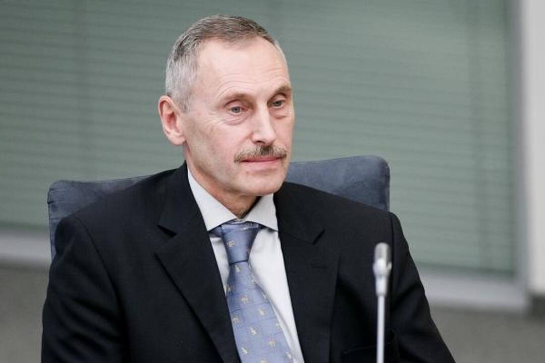 A.Sekmokas žada, kad elektra gyventojams nebrangs