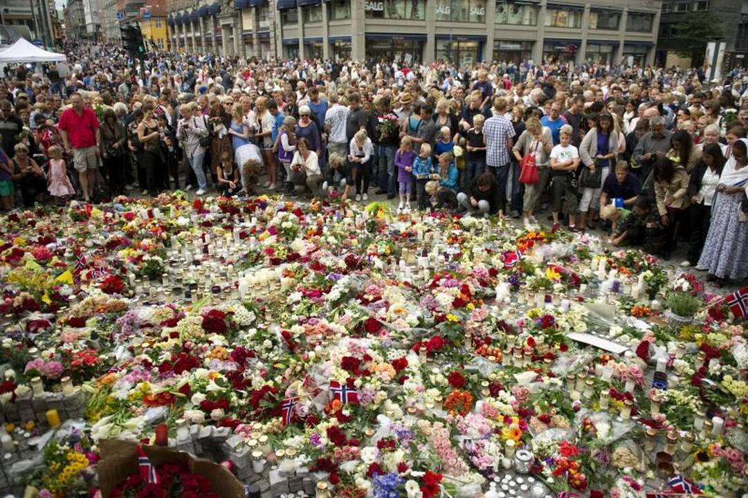 Oslo katedroje surengtos pamaldos už išpuolių aukas