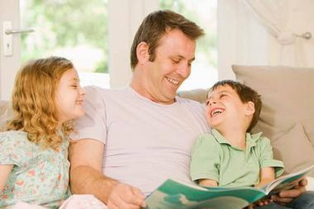 Tėvai kasdien meluoja savo vaikams
