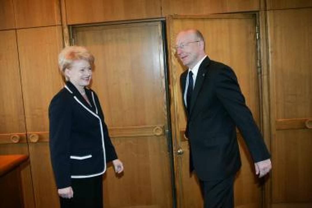Prezidentė susitiks su valdančiosiomis partijomis