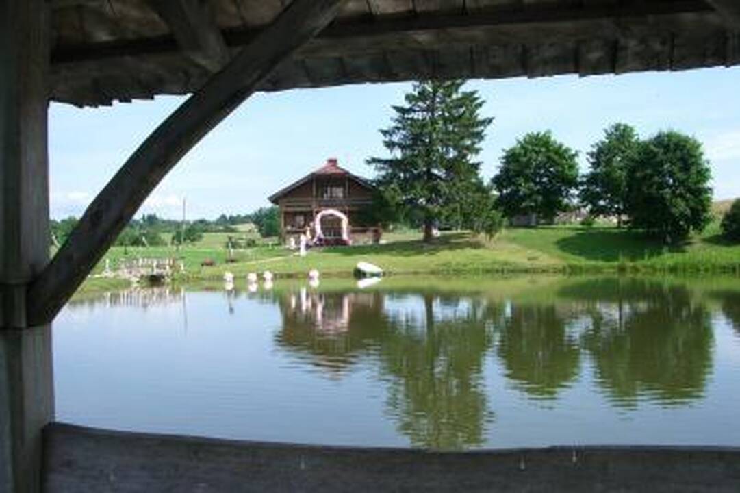 B.Nicholson pristatė antrą knygą