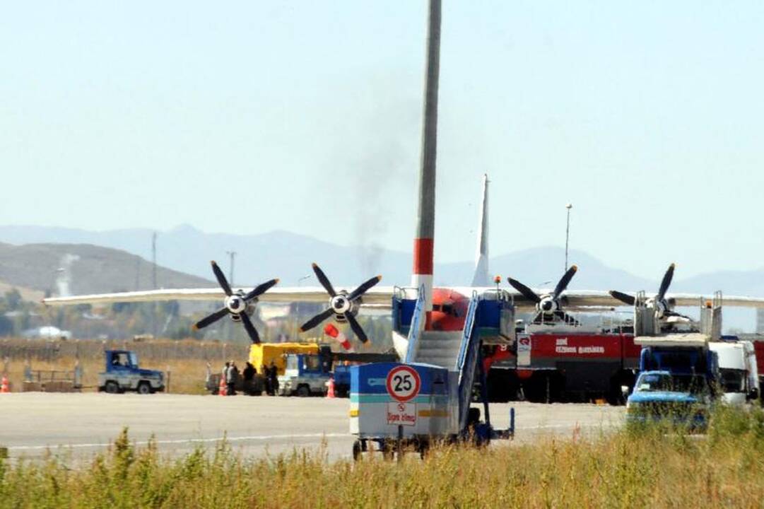 Tyrėjai: Rusijoje sudužusio lėktuvo pilotai buvo girti