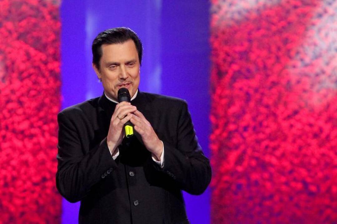 Teatrų darbuotojų kompensacijas siūlo didinti iki 1 tūkst. litų