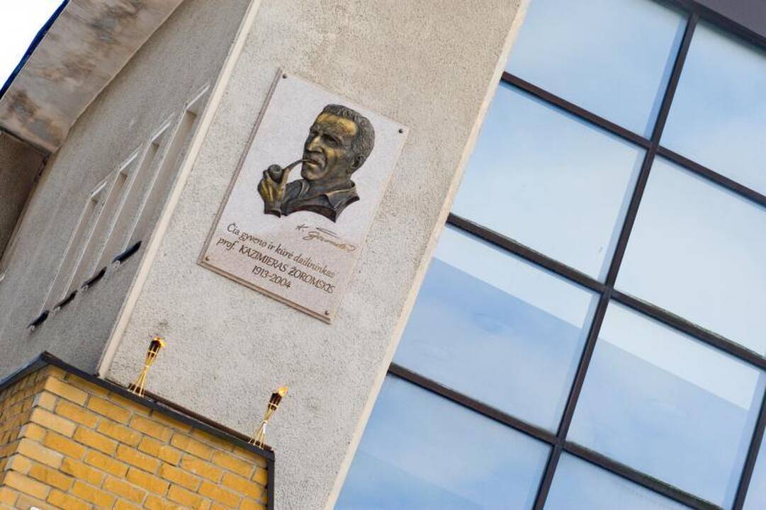 Kazimiero Žoromskio studiją paženklino atminimo lenta