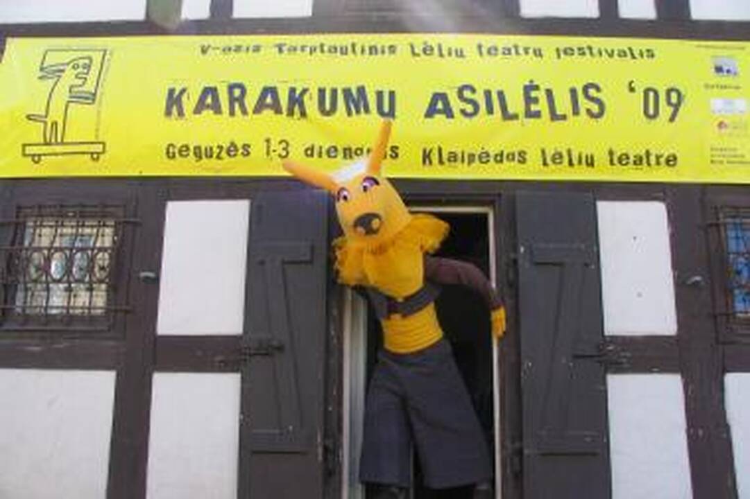 Klaipėdos lėlių teatras virs „Karakumų asilėlio“ oaze