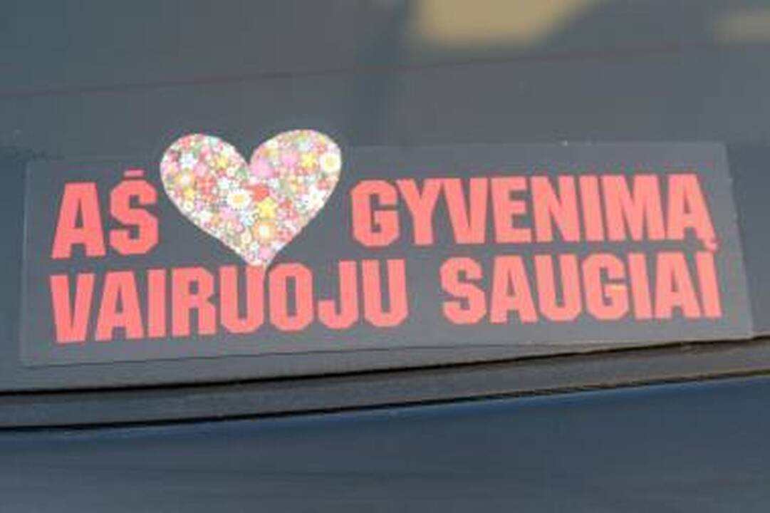 Nauja Lietuvos elito mada - netekti teisės vairuoti?