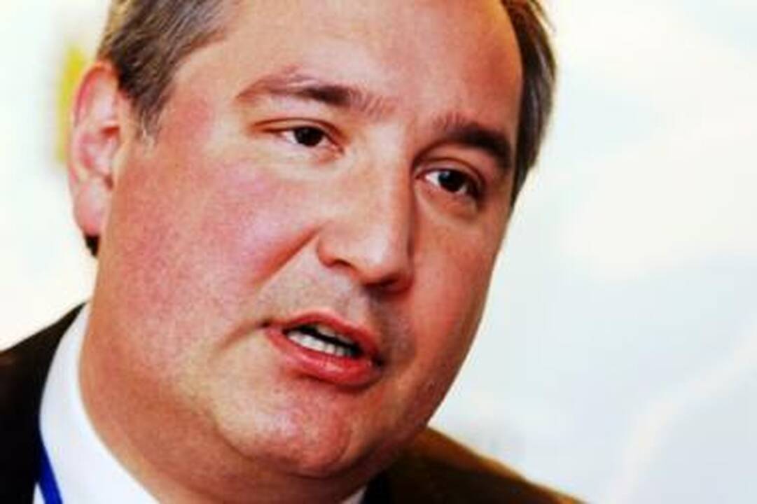 A.Rogozinas Rusijos ir Baltarusijos karinius mokymus vadina „kasdieniškais“