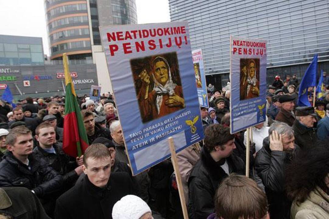 Lietuvoje skelbiamas trijų dienų gedulas
