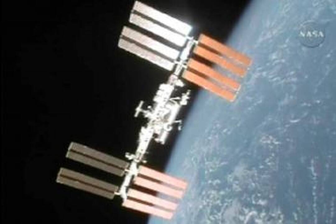 Japonų krovininis aparatas HTV-2 iš TKS pasiūstas į vandenyną