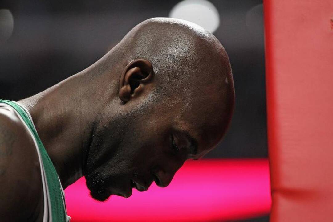 Jausmingiausios akimirkos: NBA žvaigždūnų ašaros (top15)
