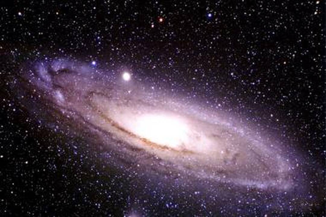 Aptikti galaktikų degeneracijos požymiai