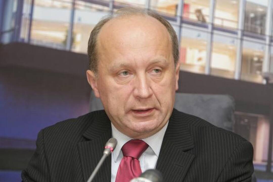 Premjeras: jei Vilnius gaus daugiau pinigų, kažkam jų liks mažiau