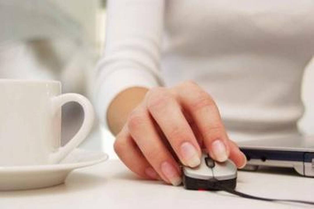 Moterims kompiuteriai mielesni už vyrus