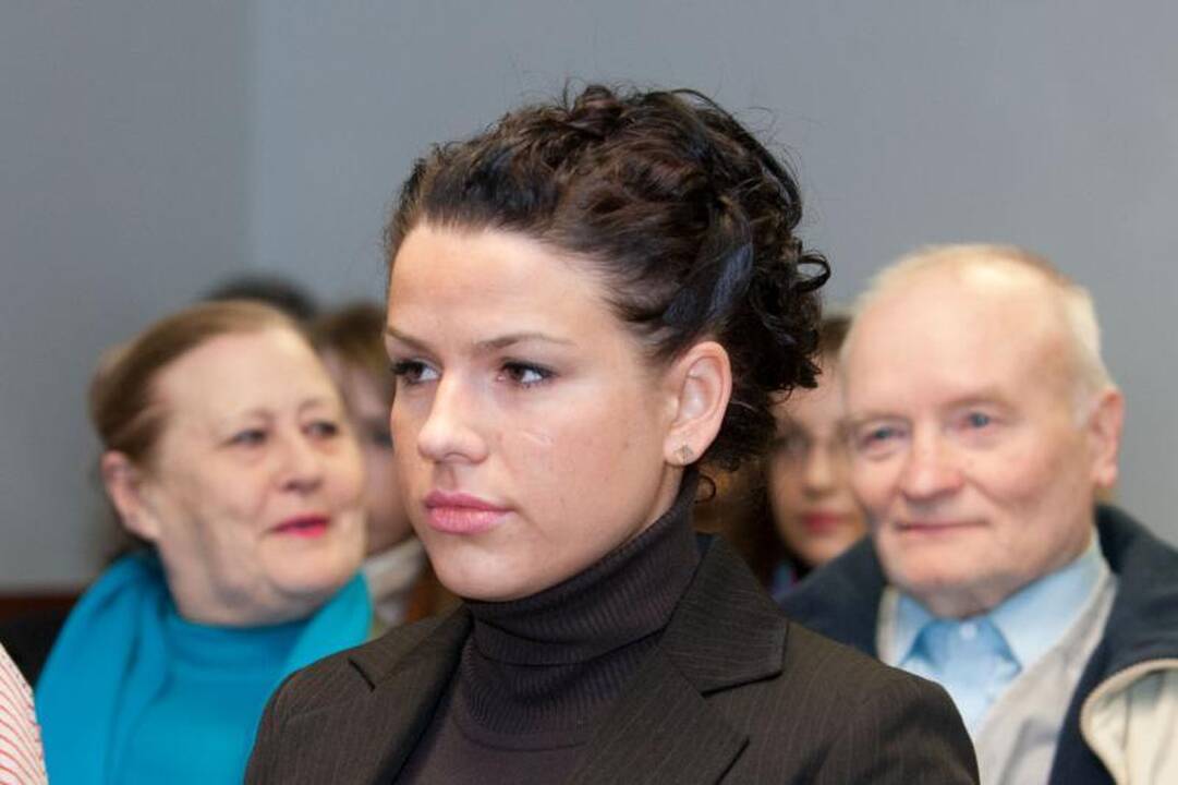 L.Stankūnaitė ir jos tėvai pripažinti nukentėjusiais pareigūnų byloje