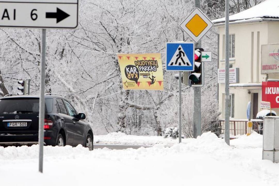 Reklama nuotykių parke Klaipėdoje - be leidimo