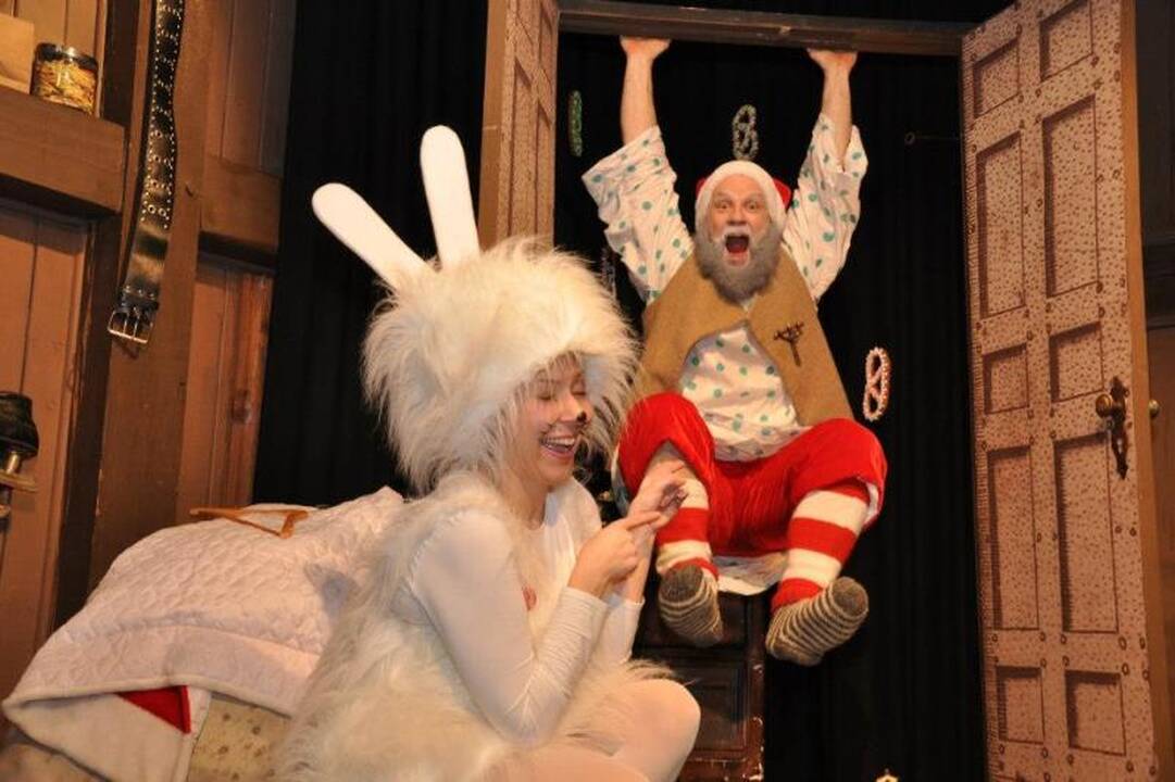Klaipėdos lėlių teatre įsikūręs Kalėdų Senelis gali sustabdyti laiką