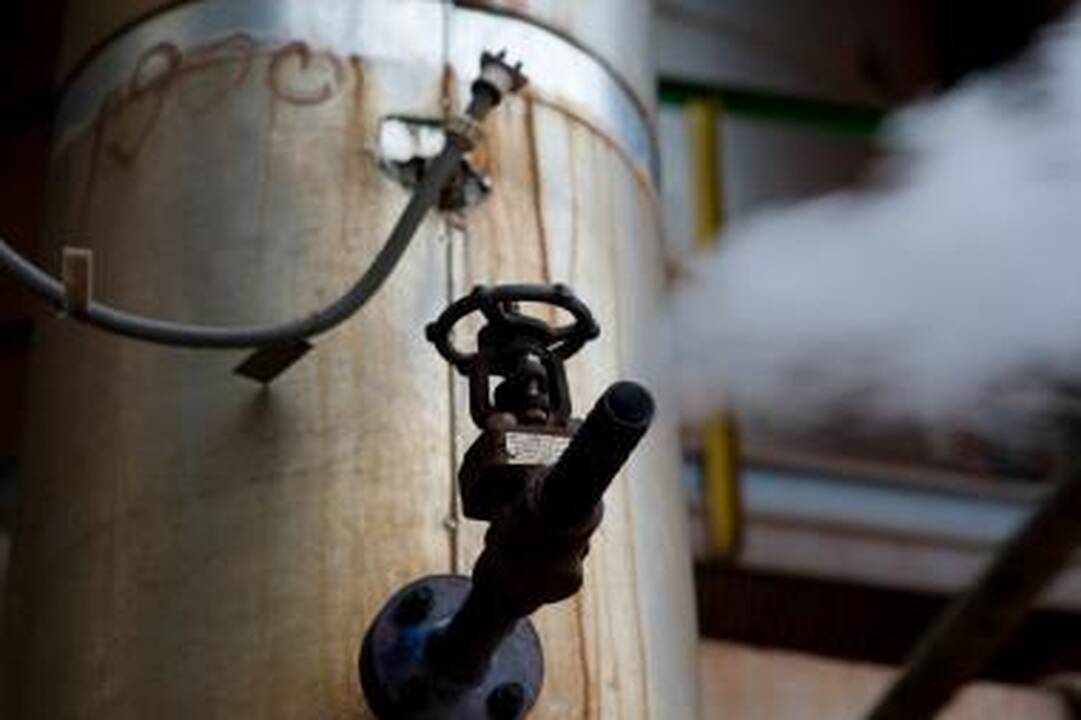 "Klaipėdos nafta" bandomojo naftos krovinio Baltarusijai laukia rudenį