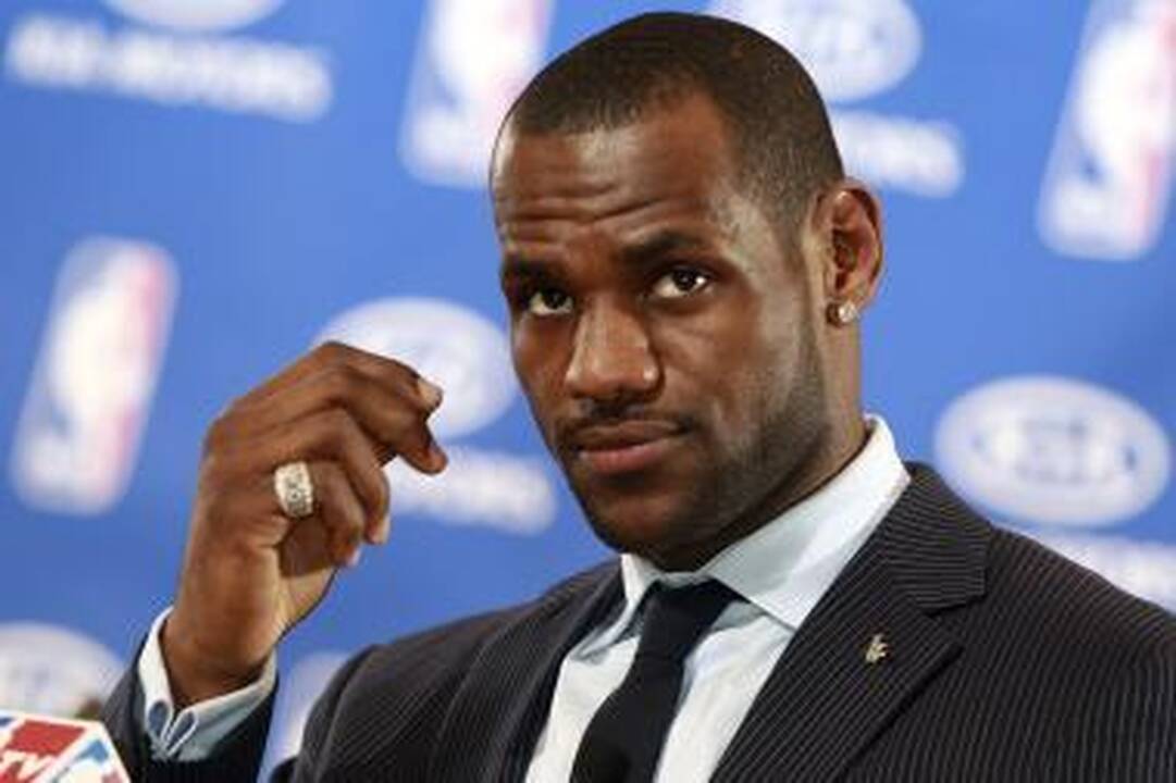 L.Jamesas - naudingiausias NBA žaidėjas