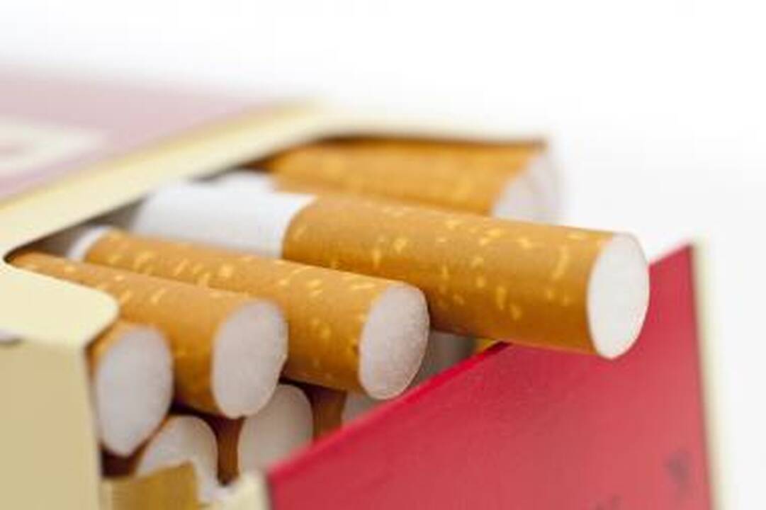 Cigarečių gamintojus norima įpareigoti kas ketvirtį informuoti apie pardavimus
