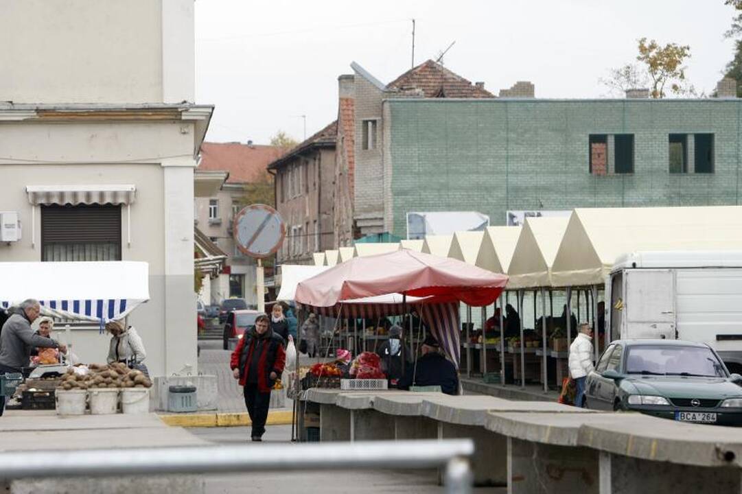 Senajam turgui vadovą išrinks šią savaitę (varžosi 4 kandidatai)