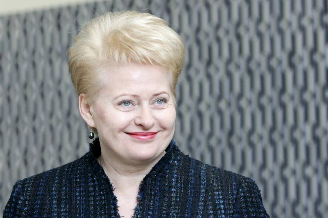 D.Grybauskaitė pasveikino naująjį Latvijos vadovą