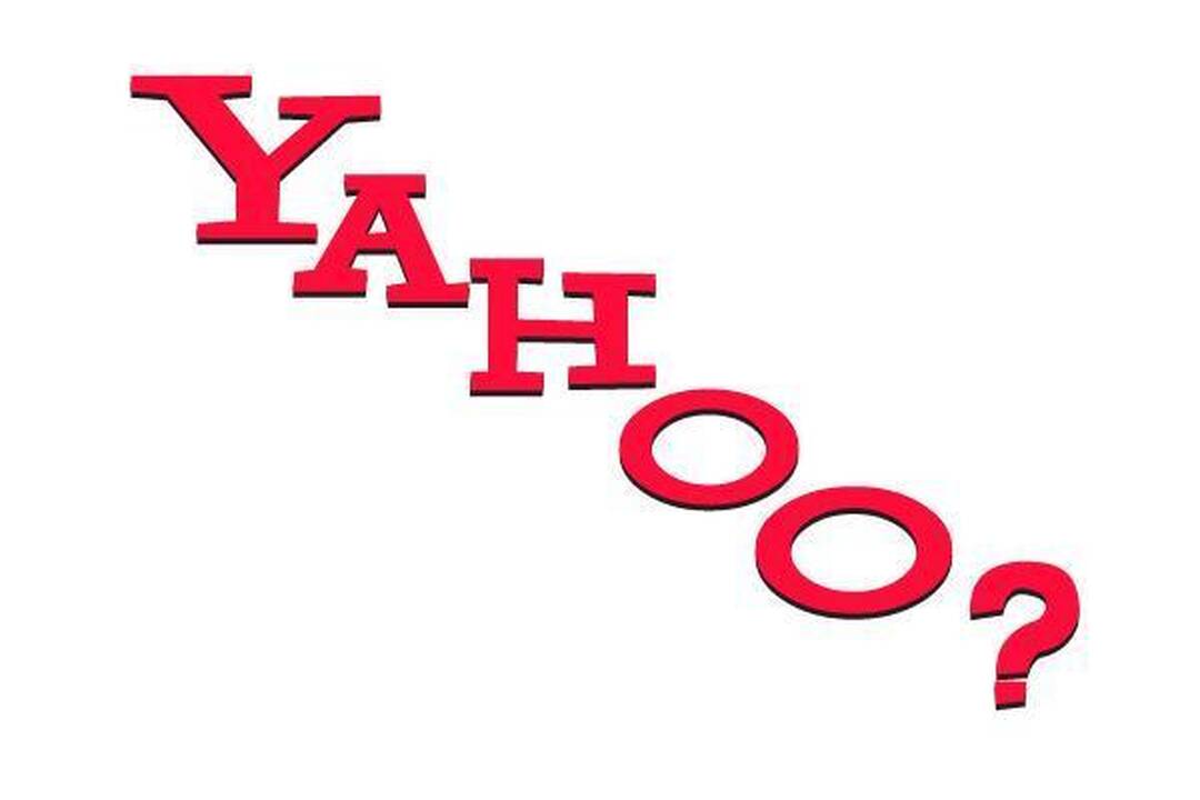„Yahoo“ socialiniam tinklui „Facebook“ grasina teismais
