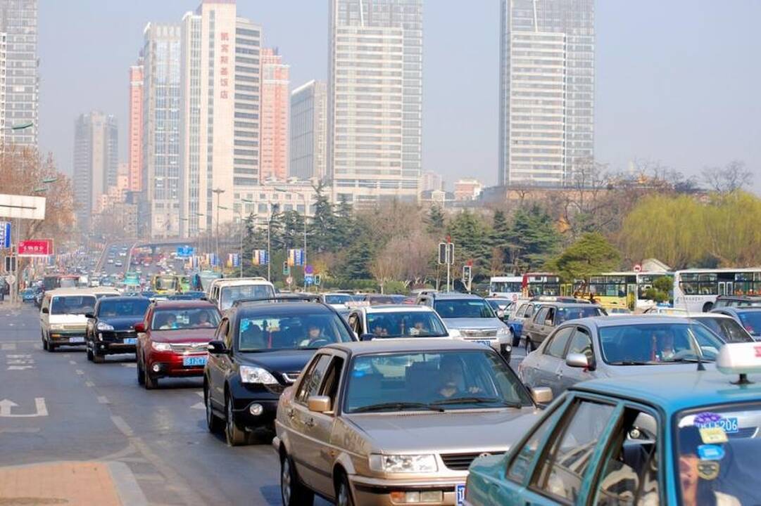 Valstiečiai - žalieji užsimojo įvesti „žaliąjį“ mokestį automobiliams