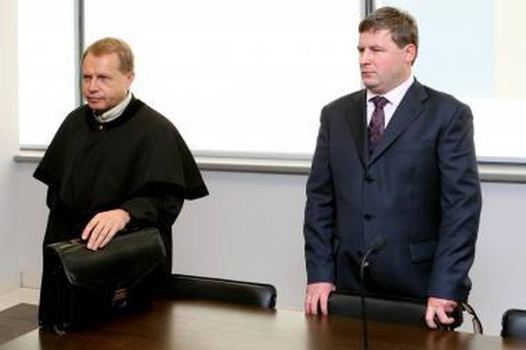 R.Michalskis nuteistas, bet už grotų nesės (dar papildyta)