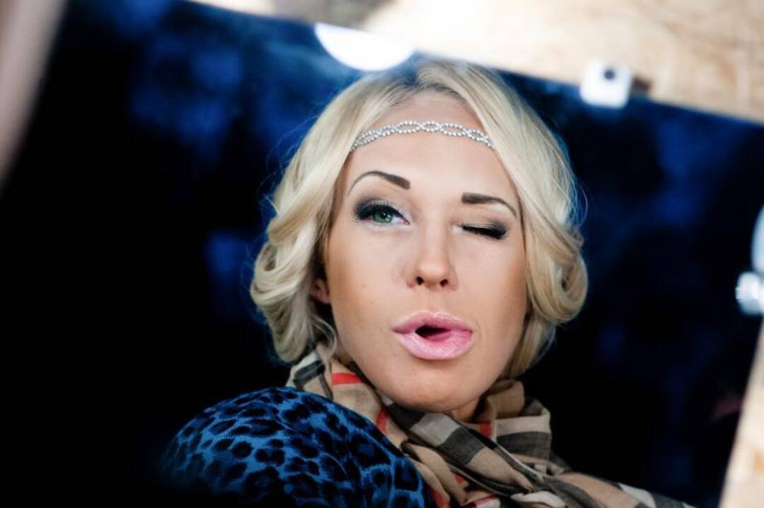 „Pop Ladies“ pristato per parą gimusį kūrinį (išgirsk pirmas)