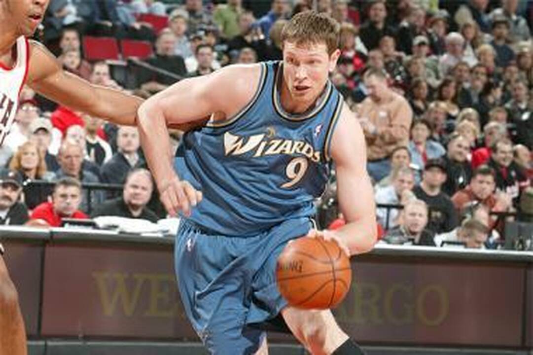 „Wizards“ nusileido „Hornets“ ekipai