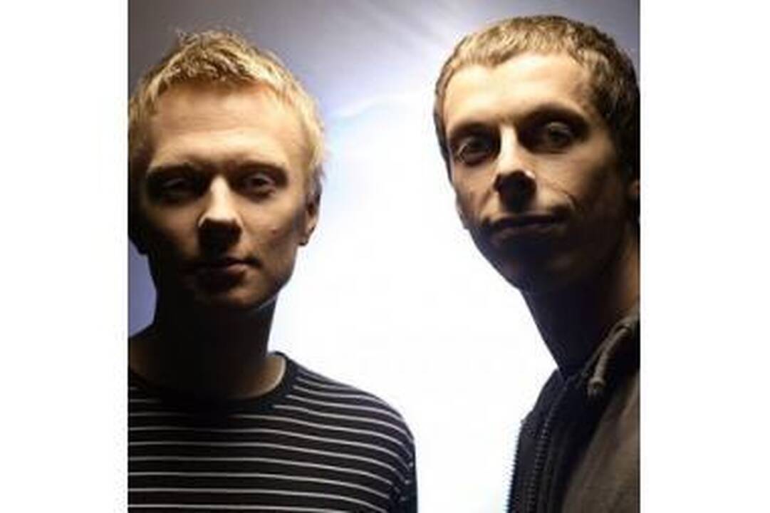 "Pop Star Bar" - RyRalio DJs diktatui iššūkį mes DJ Bartukai