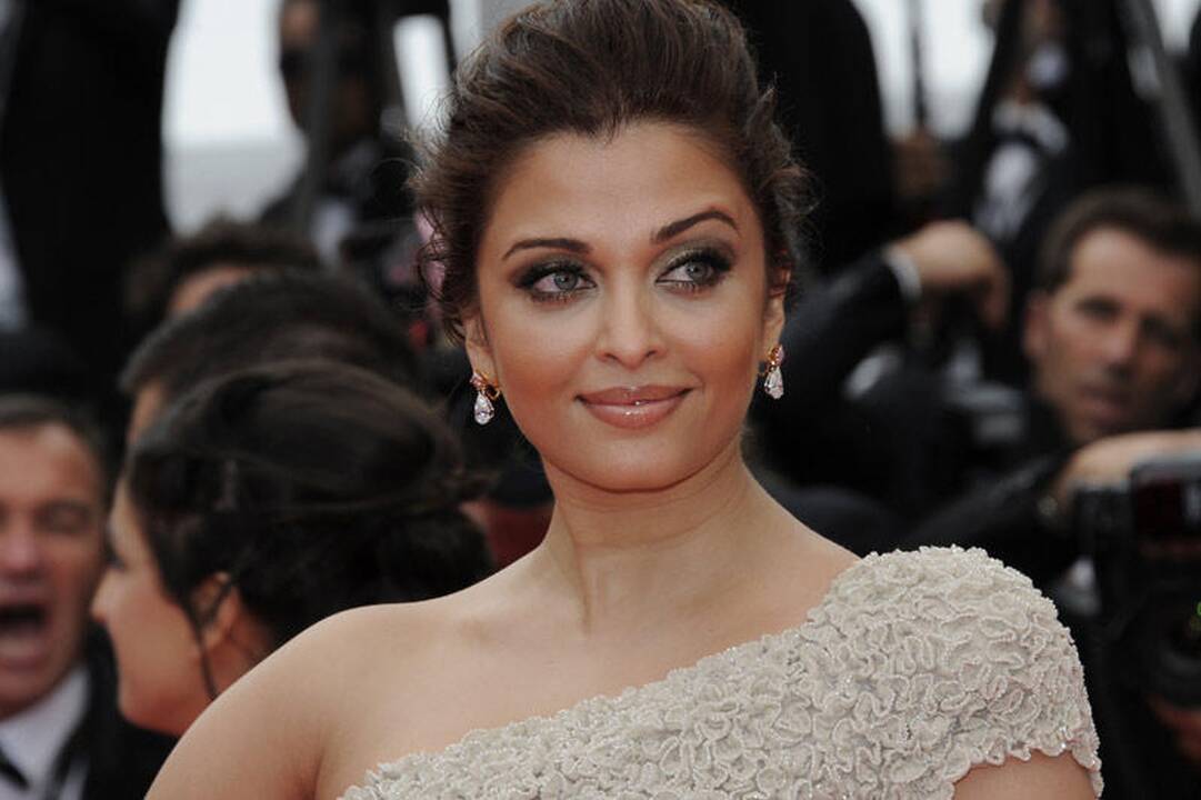 Buvusi "Mis Pasaulis" Aishwarya Rai laukiasi pirmagimio