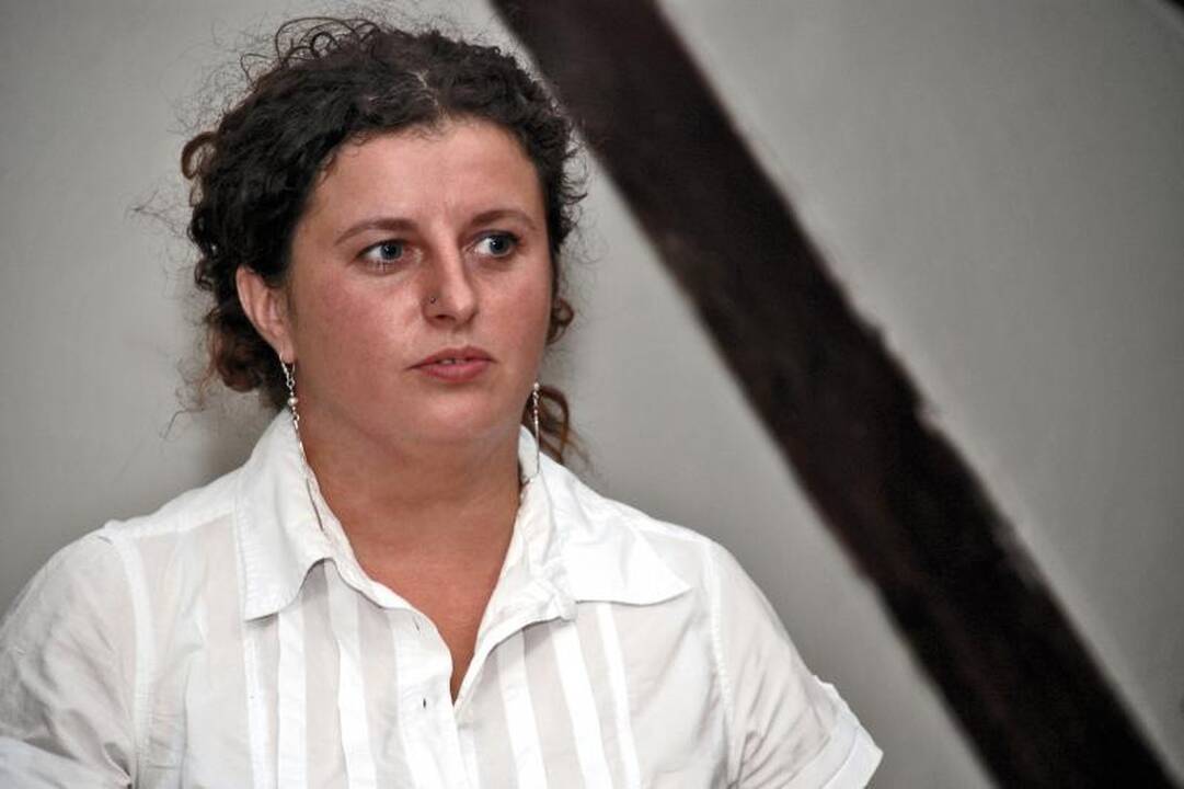 Scenografė M.Vosyliūtė Klaipėdoje atidarys tapybos ir piešinių parodą