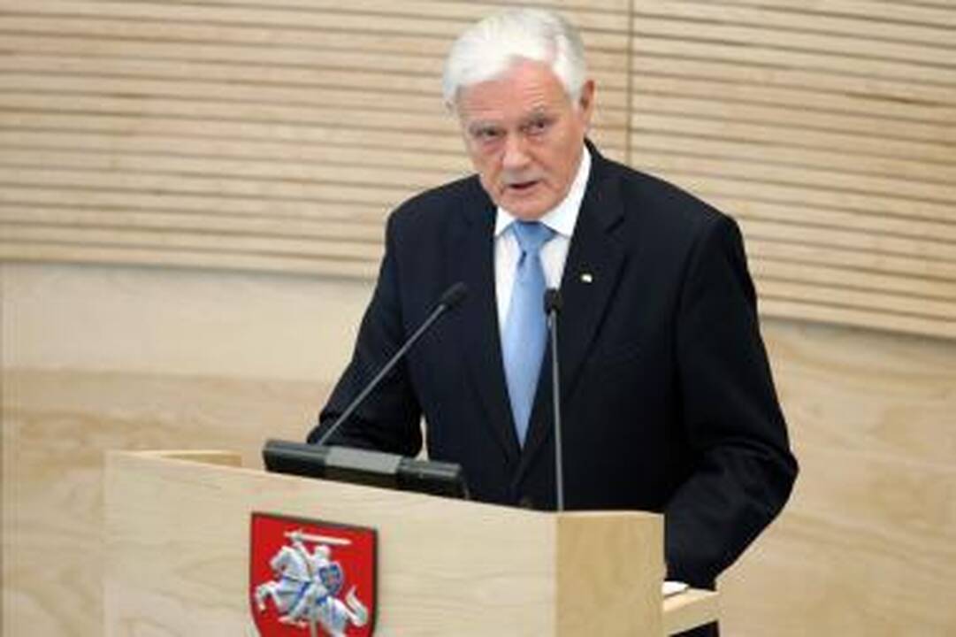 V.Adamkaus metiniame pranešime akcentuojama moralė