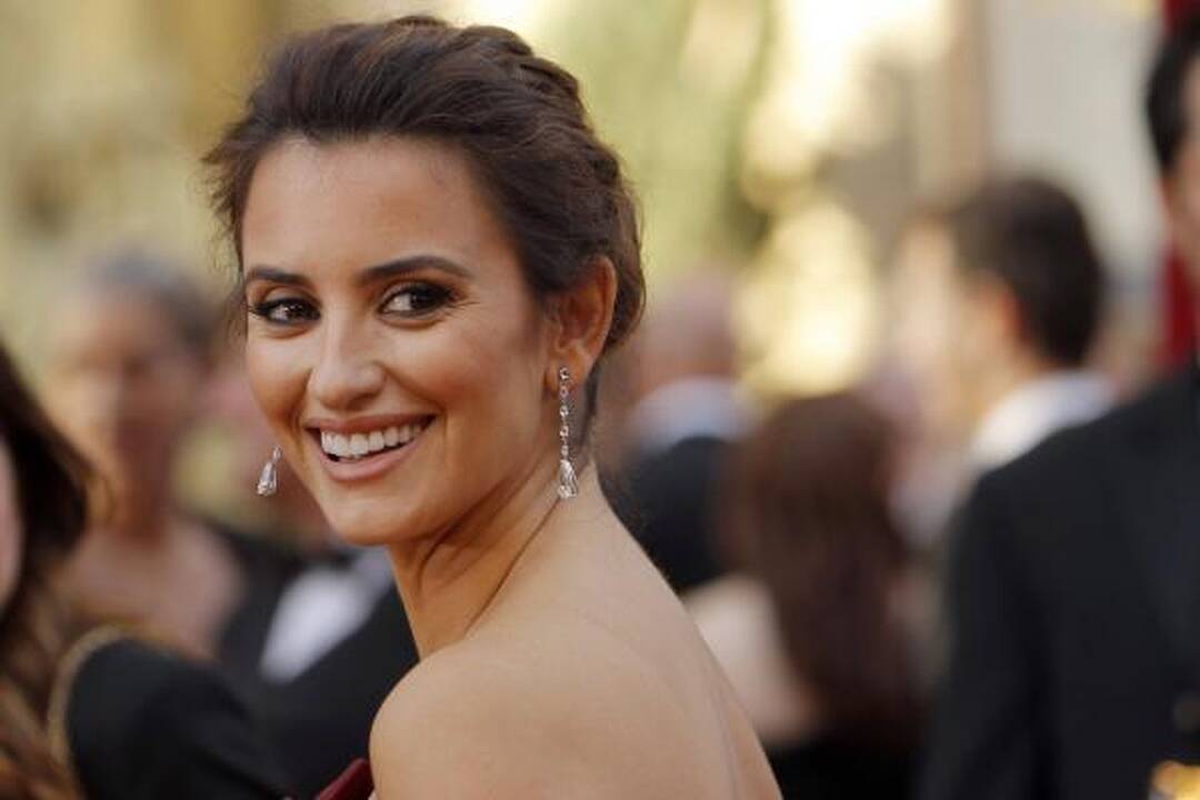Aktorės P.Cruz ir N.Portman pripažintos seksualiausiomis filmų žvaigždėmis