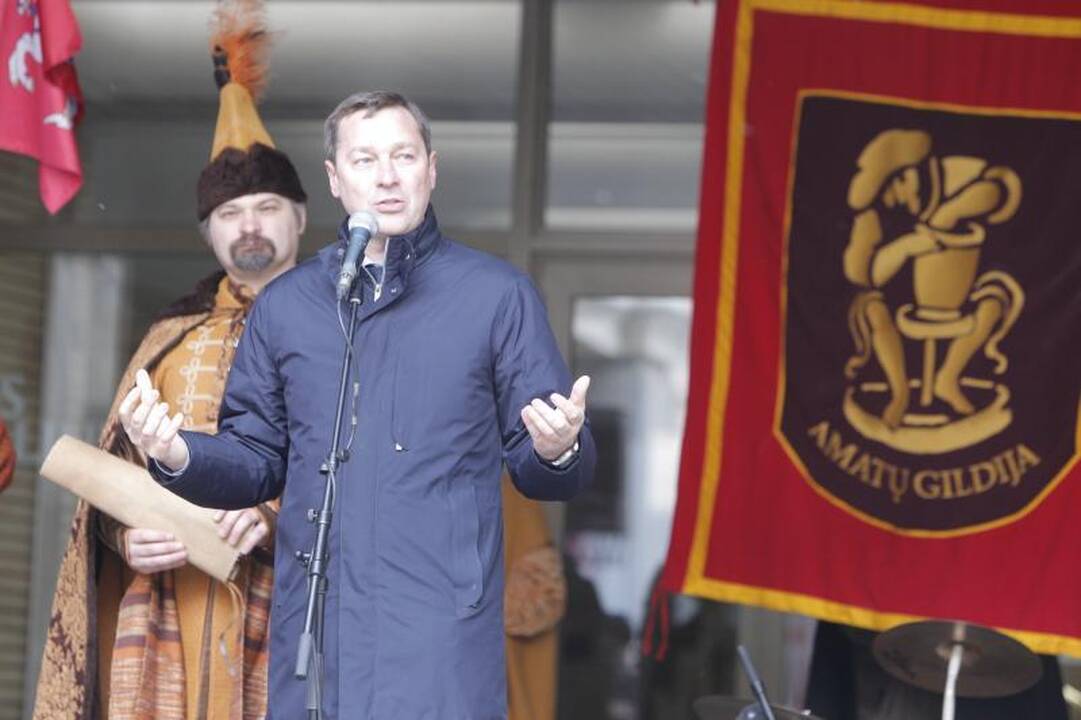 Mugėje įsigytas verbas Prezidentė veš į Vatikaną