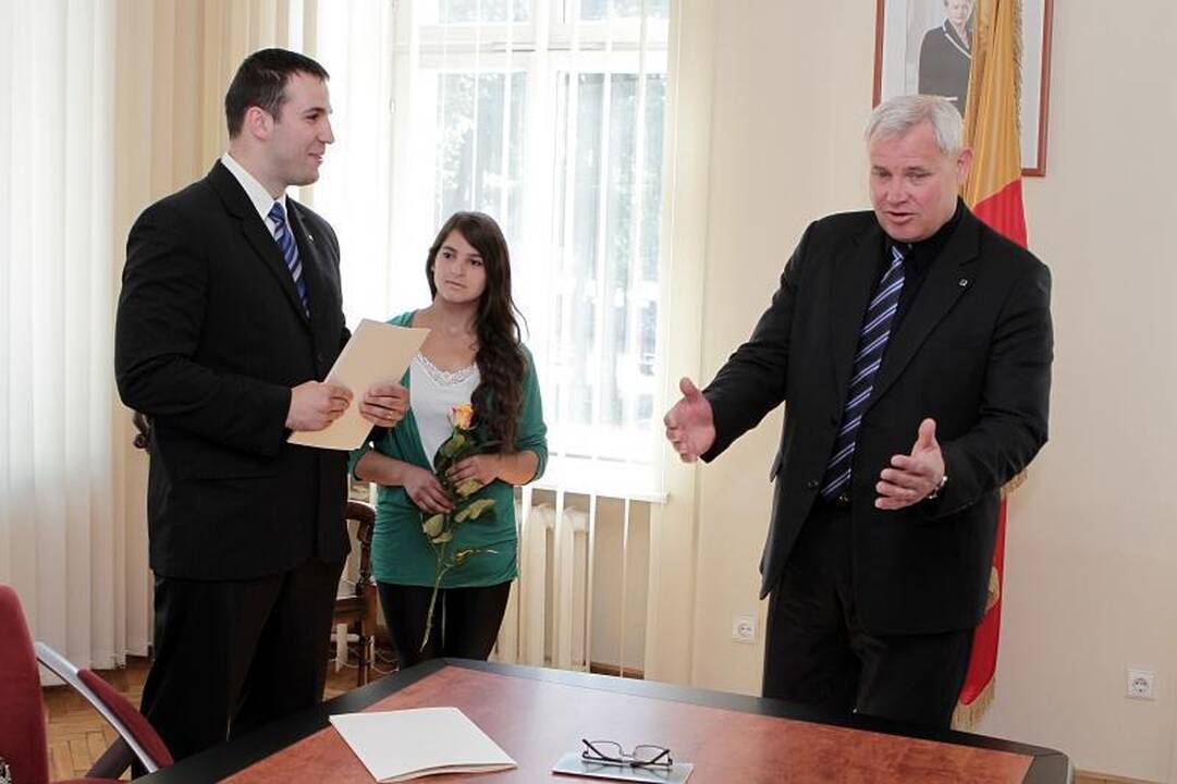 Geriausieji karatė kovotojai sulaukė mero dėmesio