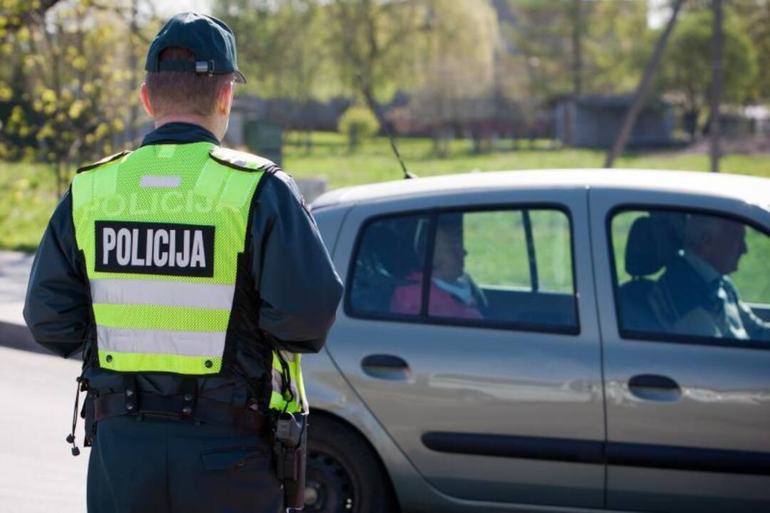 Lietuvoje daugėja bandymų papirkti policininkus