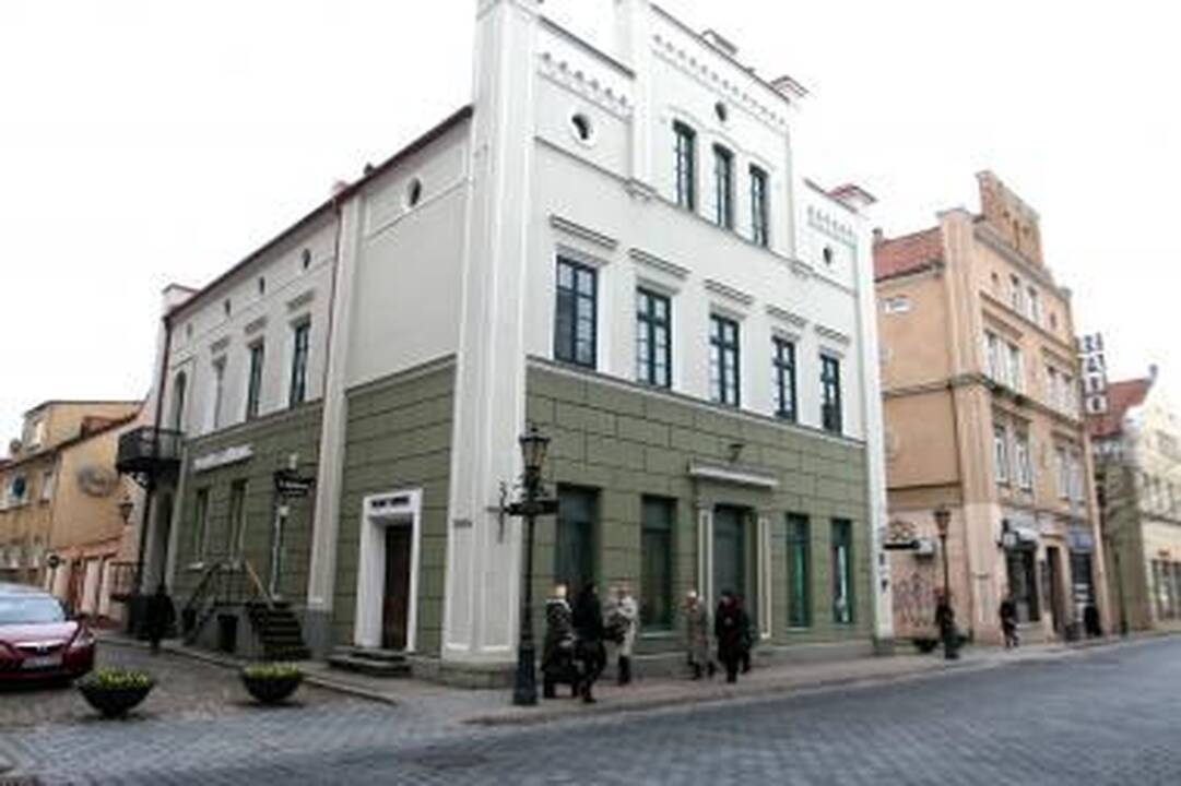 Seniausios vaistinės patalpoms gresia pardavimas