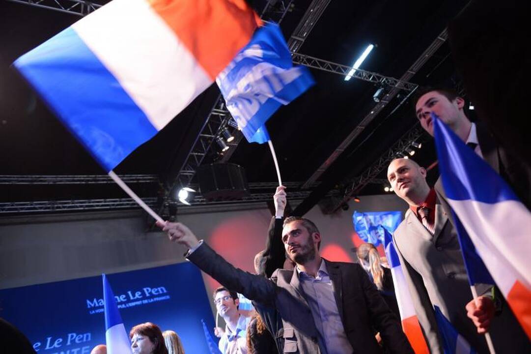 Socialistai laimėjo absoliučią daugumą Prancūzijos parlamente