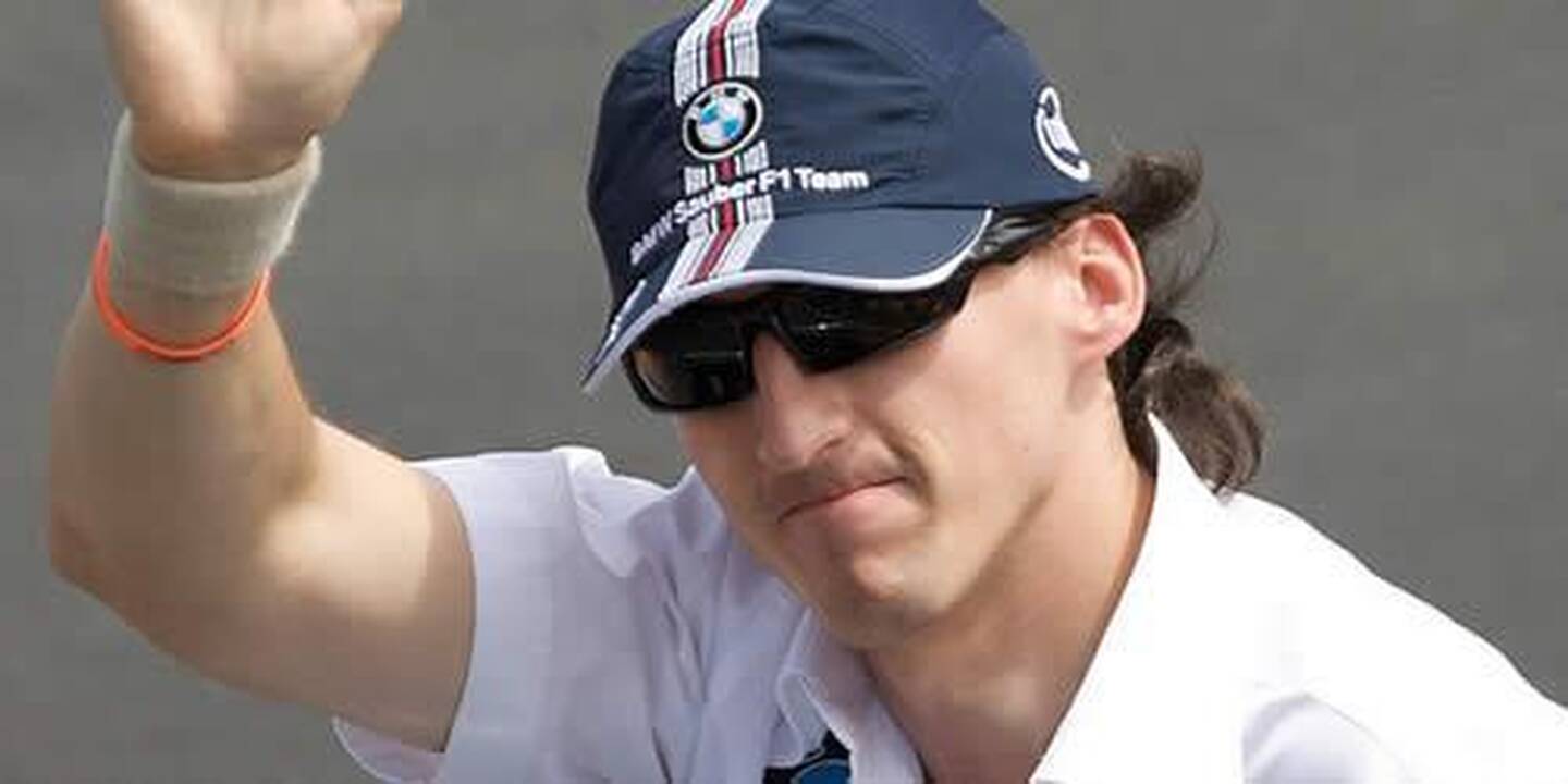 Lenktynininkas R.Kubica dar neišlaiko stiklinės