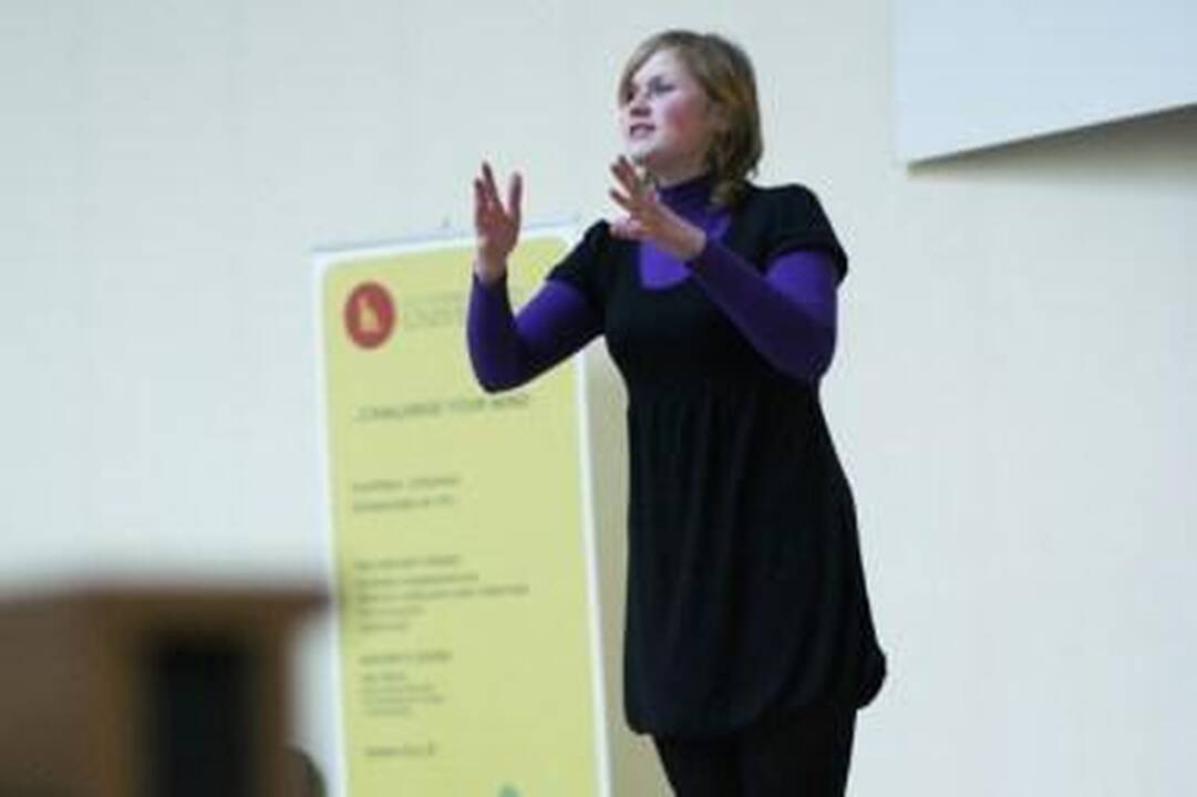 LCC tarptautiniame universitete – jau 14-asis jaunųjų oratorių konkursas 