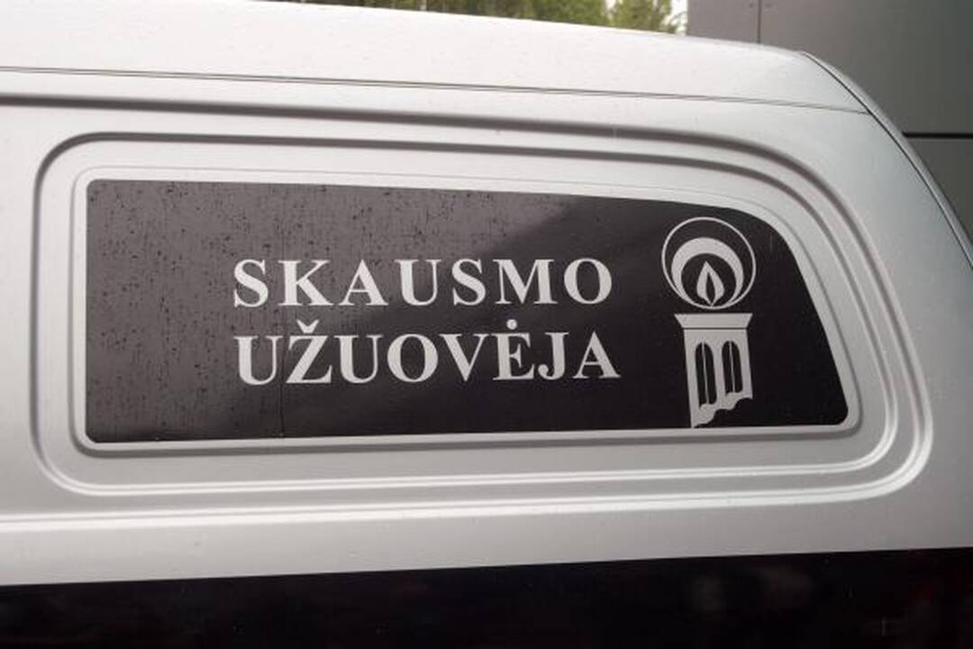 Versija: A.Ūsui širdis sustojo važiuojant keturračiu 