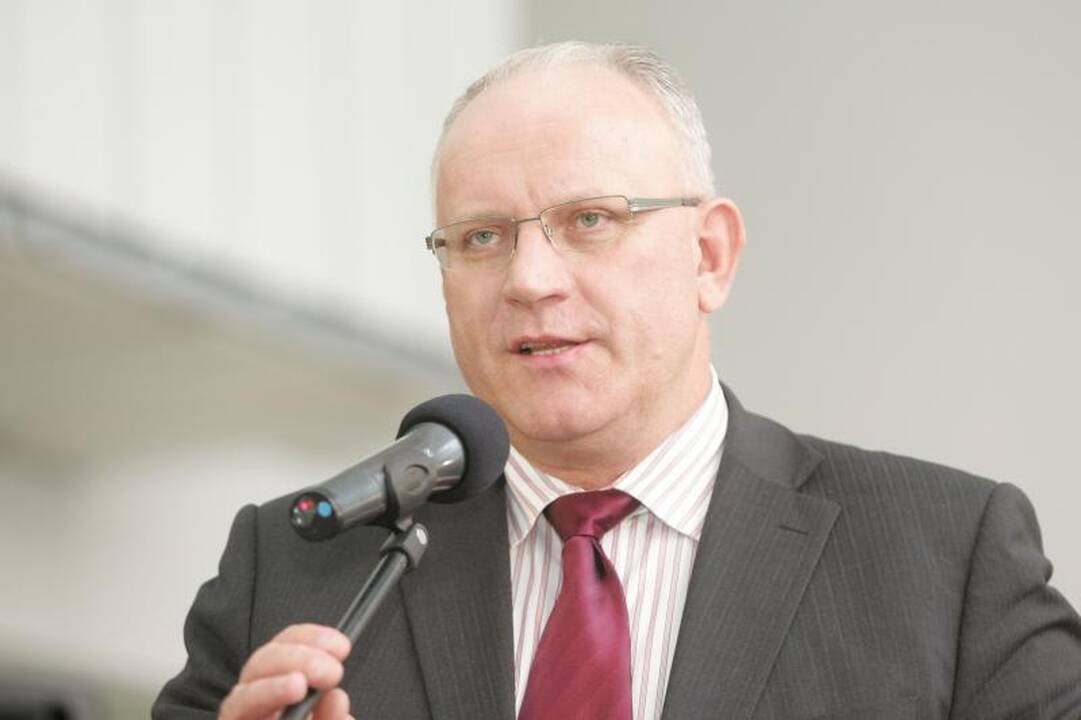 Parlamentarų sąrašą žada patvirtinti be išbrauktų trijų „darbiečių“