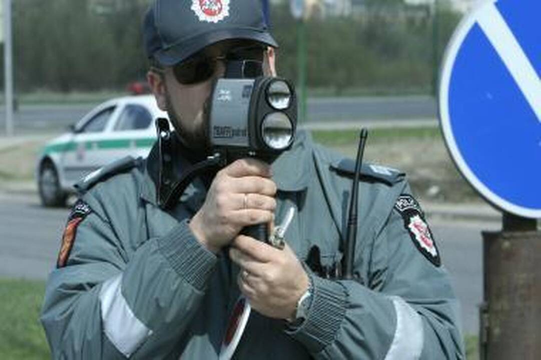 Saugaus eismo dienai - daug policijos reidų