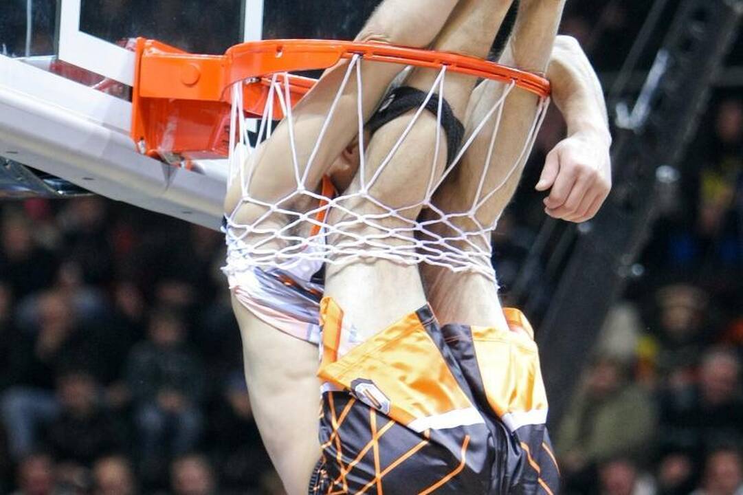 Čempionės pergale baigė moterų krepšinio čempionato II etapą