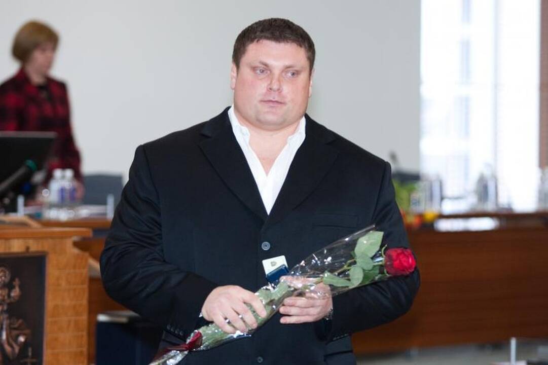 Galiūnas Ž.Savickas investuoja į akcijas